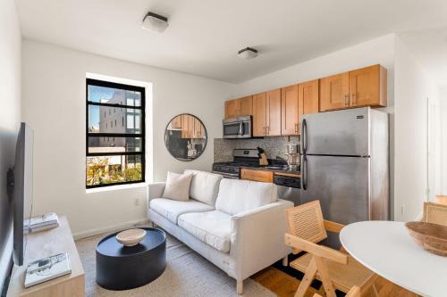 Bowery Apartment | Chic & Trendy 3BD 1Bath Escape in the Lower East Side