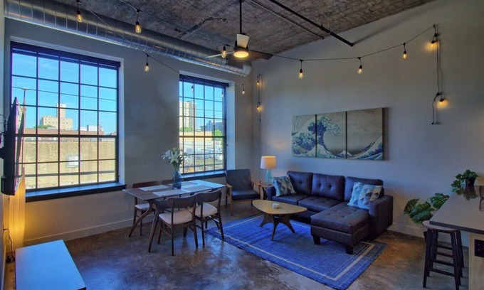 Midtown Hotel | Trendy Loft Suite with Designer Features & Spa Amenities