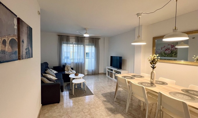 Estepona Apartment | Cozy Chicflat with Ocean View in Estepona