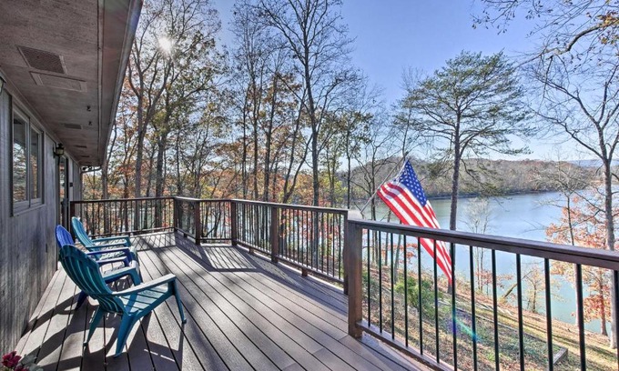 Dayton House | Family-Friendly Chickamauga Lake Vacation Rental with Dock