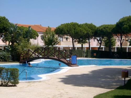 Poblado de Sancti Petri House | Oceanfront Retreat at Chiclana with Pool and Ocean Views