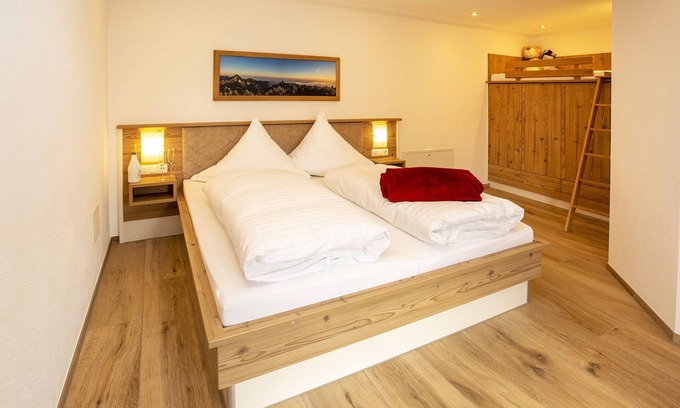 Bernau am Chiemsee Apartment | Top-Rated Chiemsee Time 3: Ocean View & Pool Amenities