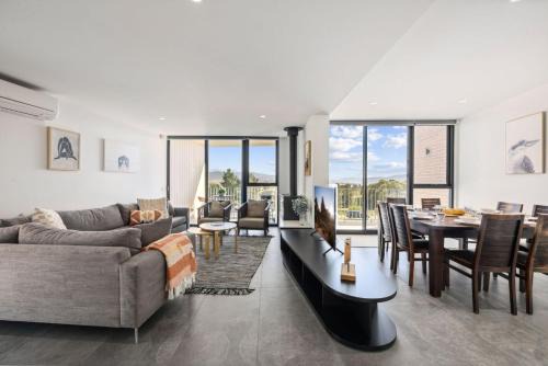 Jindabyne House | Child-Friendly Retreat at Chilam B - 4 Star, Rated 10/10