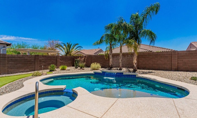 Montecito in Estrella House | Executive Home with Heated Pool, Spa & Top Guest Rating