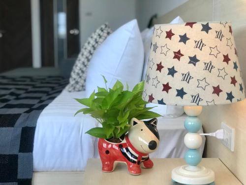 Nimman Apartment | Relax at Chill Chill in Nimman - Rated 9/10 & Accessible!
