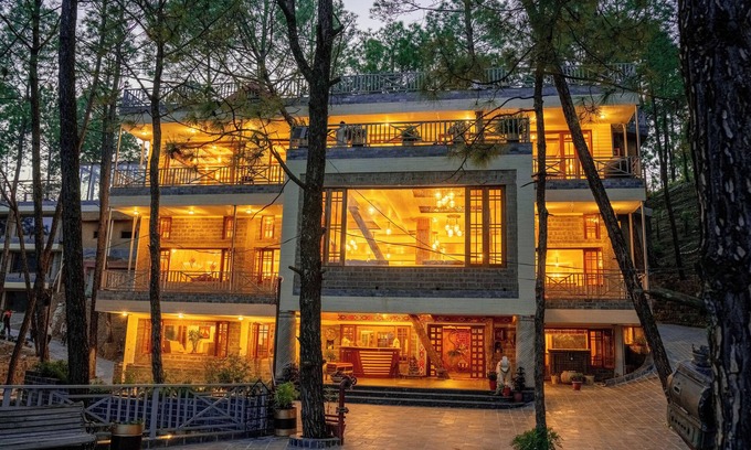 Kumarhatti Resort | Relaxing Chillaru Resort: Guest Rated 10/10 with Pool & Spa
