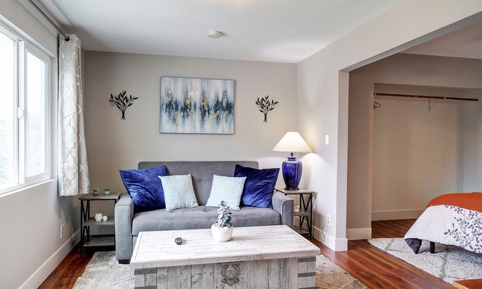 Auburn Apartment | Idyllic River Retreat with Ocean Views and Family Amenities