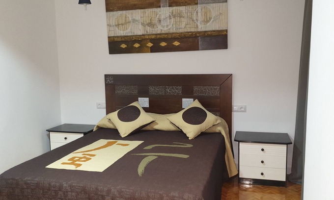 Haro Apartment | Guest Rated 10/10: Chilliot, La Rioja with Spa & Kitchen