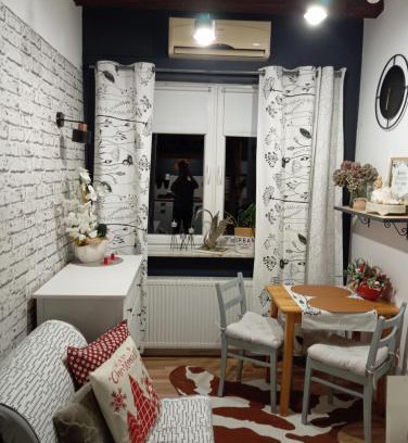 Wielki Kack Apartment | Chillout u architekta: Family-Friendly Escape Awaits