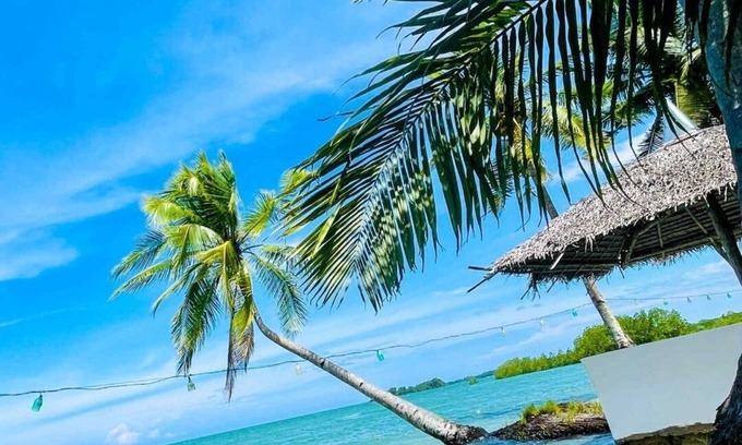 Aborlan Apartment | Beachfront Bliss at Chilly Beach Resort Palawan - 9/10 Rating