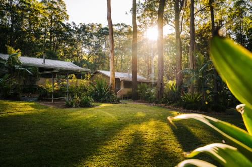 Old Bar Resort | Elegant Chiltern Lodge Country Retreat with Ocean Views
