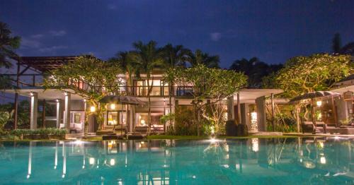 Laksmana Villa | Experience Serenity at Chimera Villas: 4-Star Oceanfront Escape
