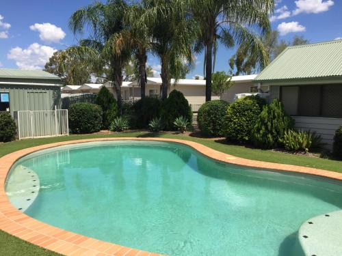 Chinchilla Resort | Explore Chinchilla Tourist Park: Family-Friendly Retreat