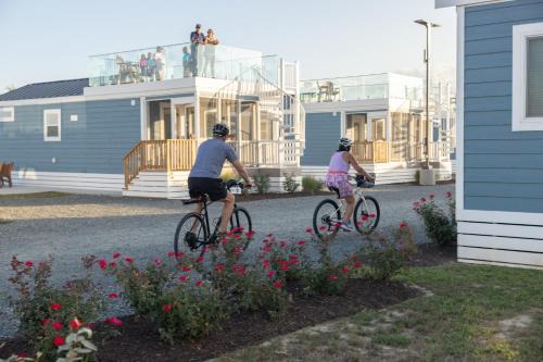 Chincoteague House | Discover Sun Outdoors Chincoteague Bay with Oceanfront Views