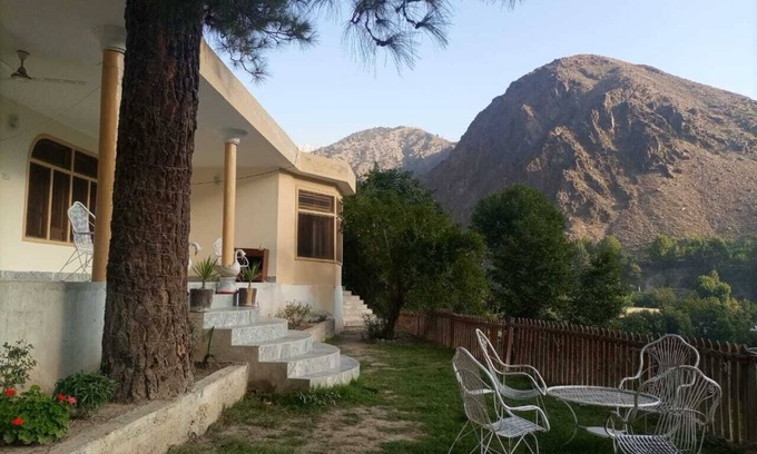 Chitral Hotel | Convenient Stay at Chitral View Heights Near National Park
