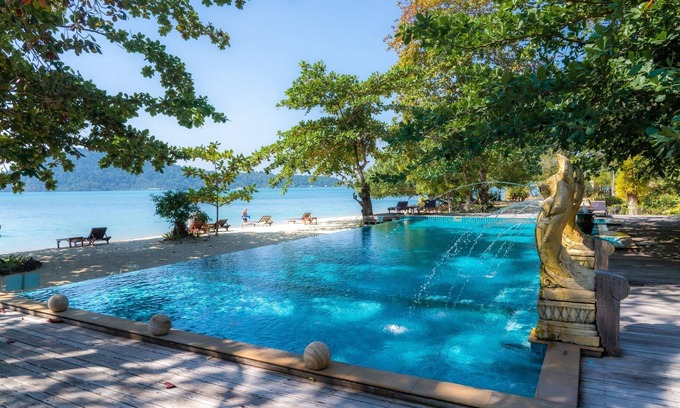 Khong Koi Beach Hotel | Chivapuri Beach Resort: Family-Friendly Getaway with Spa & Pool