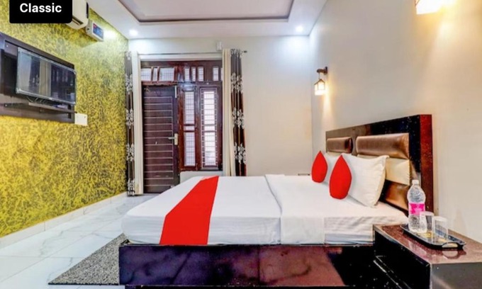 Haldwani Hotel | Discover Chivas Inn Hotel: Perfect for Families & Breakfast Lovers