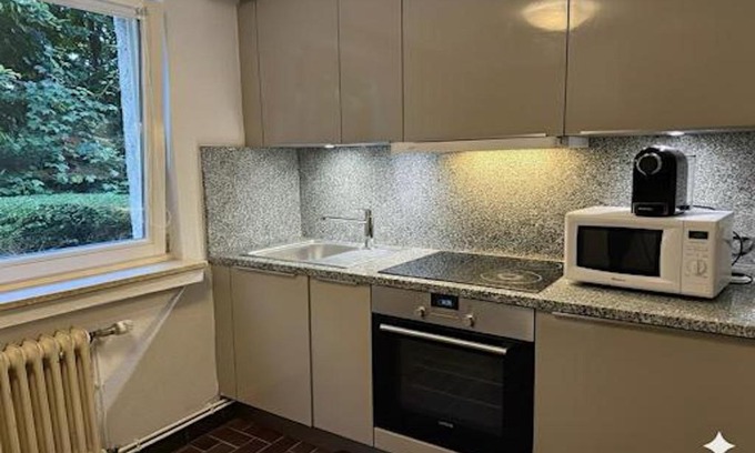 Rollingergrund-Belair Nord Apartment | CHL Stay apartment One-Bedroom Apartment Steps from Luxembourg Hospital-Private Garden Included