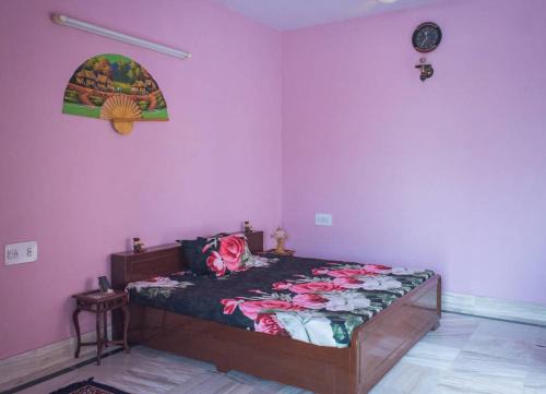 Jodhpur House | Cozy Chopasani Room: Family-Friendly with Breakfast Included