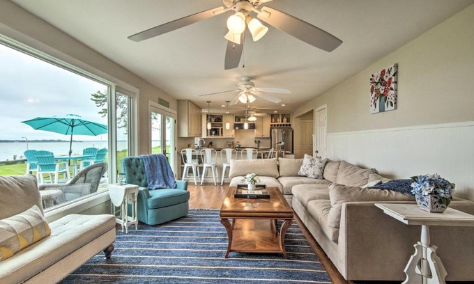 Cambridge House | Charming Cambridge Beach Home with Pier on Choptank River