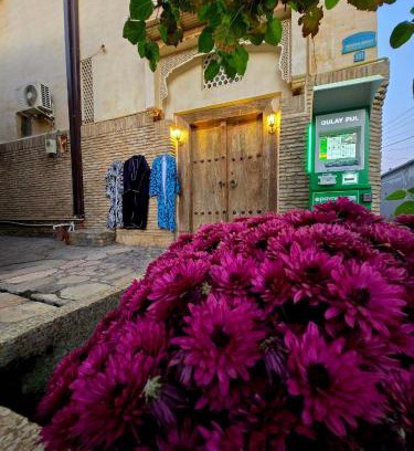 Bukhara Hotel | Chorminor 1 min to Old Town Free Dinner