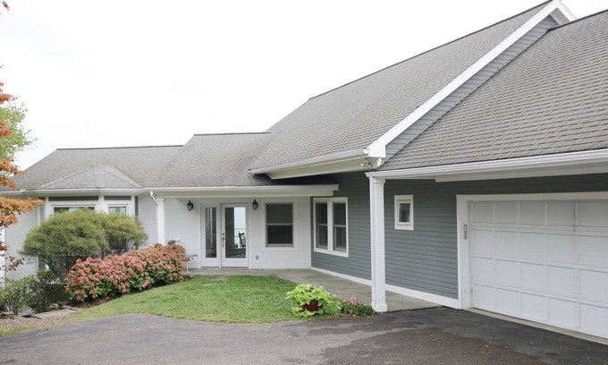 Chautauqua House | CHQ Lake House Unit B
