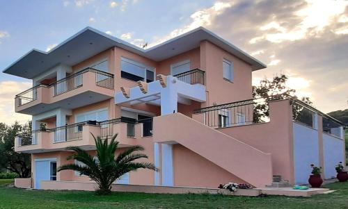 Ormos Panagias House | Chris Lux: Guest Rated 10/10 with Ocean View Amenities