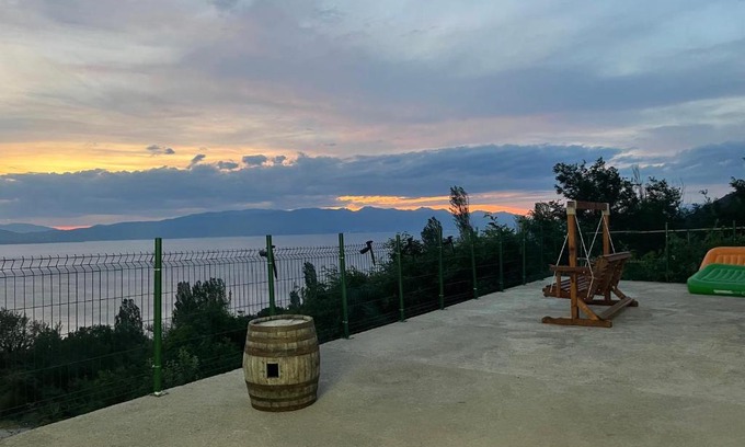 Elshani Apartment | Family-Friendly Stay at Chris Sopo with Great Reviews