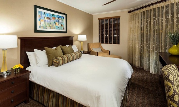 Lawrence Welk Resort Village Resort | Cozy Christmas Welk in San Diego with Kitchen & Breakfast