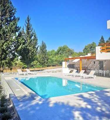 Lindos Villa | Experience Nature at Chrysanthi Villa: 4-Star Getaway