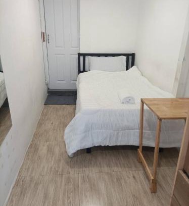 Bang Phlat Apartment | Guest Rated Chubby 9 Room 7 - An Ideal Stay Awaits