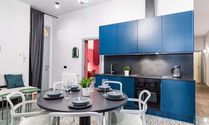 Malasana Apartment | Chueca I: Pet-Friendly Hotel with Breakfast Included