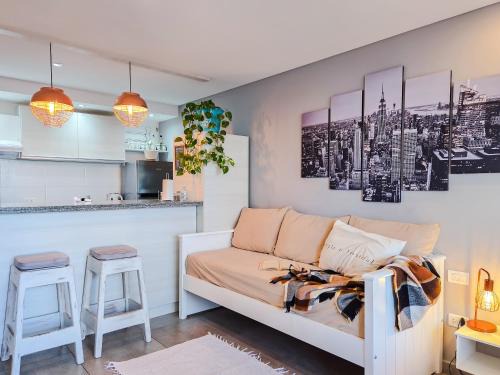 Punta Mogotes Apartment | Oceanfront Bliss: Chula Vista Apartment in Punta Mogotes