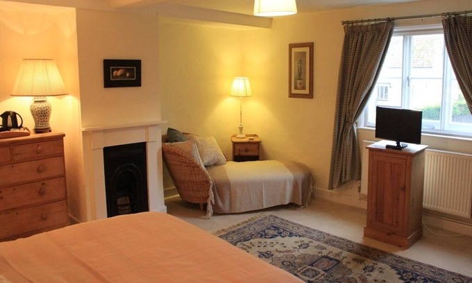 Thistley Green Bed & Breakfast | Guest Rated 9.8: Church Farmhouse B & B with Breakfast