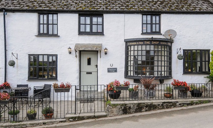 Lanreath House | Pet-Friendly Church View Cottage with Garden in Pelynt