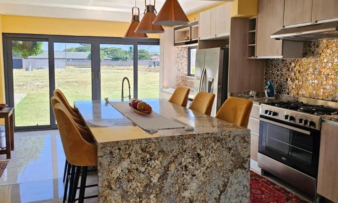 Chilanga Villa | Family-Friendly Chuumba Villas with Great Guest Ratings