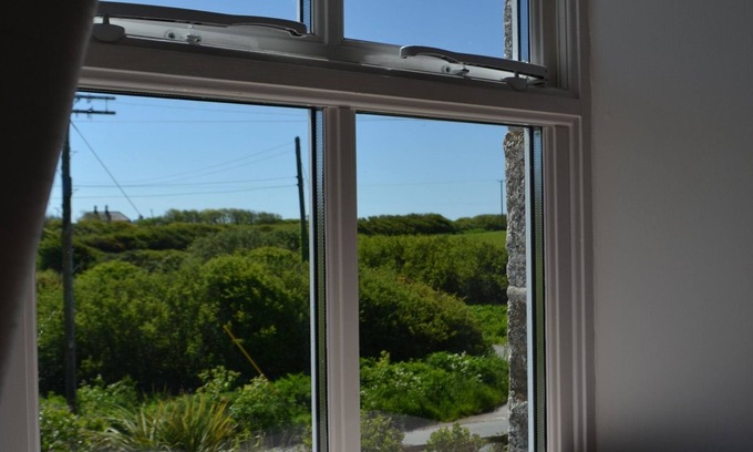 Grade Bed & Breakfast | Exceptional Chyheira: Guest Rated 9.8 with Breakfast & Kitchen