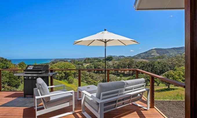 Korora House | Family-Friendly Retreat at Ciao Korora - Rated 10/10
