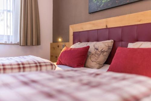 Mareo Apartment | Discover Ciasa Rungg App Corones: Pet-Friendly Getaway