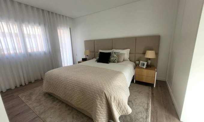 Guimaraes House | Kid-Friendly Getaway at Cidade_Berço House - Guest Rated 9.8