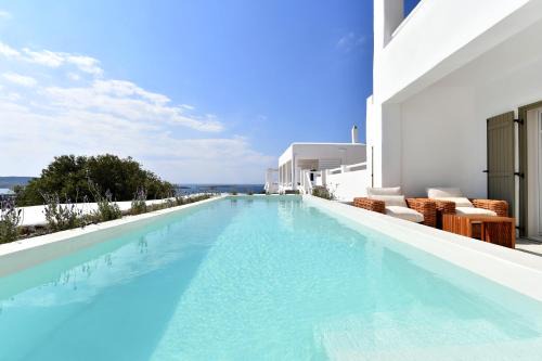 Glisidia Apartment | Pet-Friendly Ciel Villas Paros with Oceanfront Pool & Breakfast