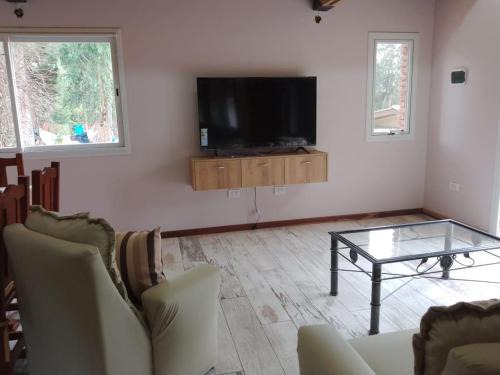 Sierra de los Padres House | Pet-Friendly Retreat at Cielo de Sierra - 10/10 Rated!