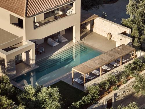 Zakynthos Town Villa | Discover Cielo Villas: Oceanfront Bliss with 10/10 Reviews