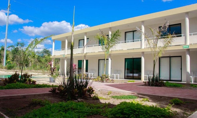 Tekax Hotel | Relax at Cielo y Selva Tekax with Pool and Breakfast