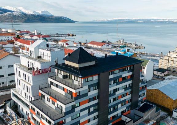 Province of Tierra del Fuego Hotel | Discover Cilene del Fuego Suites & Spa: 4-Star Luxury Retreat