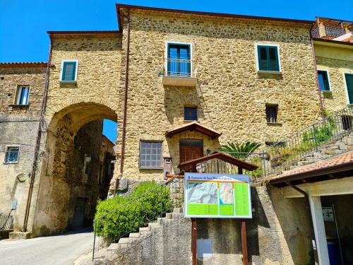 San Mauro Cilento House | Explore Cilento Stone House: Family & Pet-Friendly Retreat