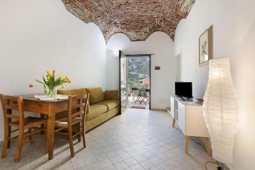 Toirano Apartment | Pet-Friendly Stay at Ciliegio Agriturismo La Ferla