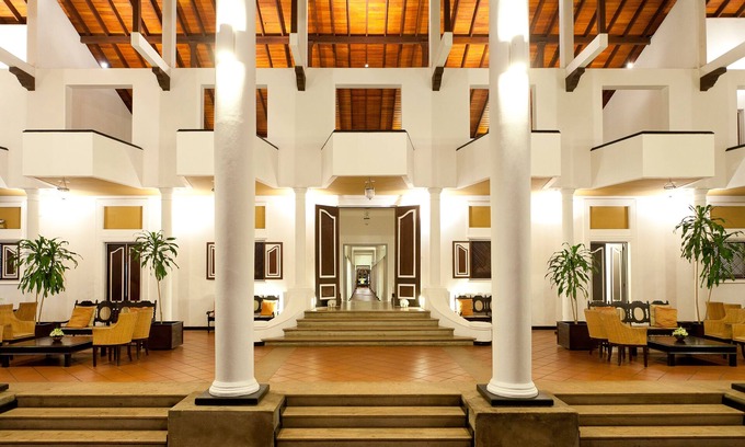 Habarana Cabin | Experience Cinnamon Lodge: Elegant Stay with Spa & Pool