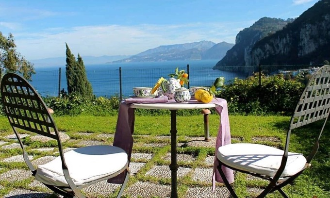 Marina Grande House | Cinzia Guesthouse - Charme Holidays