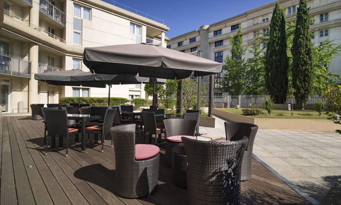 Antigone Apartment | Pet-Friendly Retreat: Citadines Antigone Montpellier Awaits